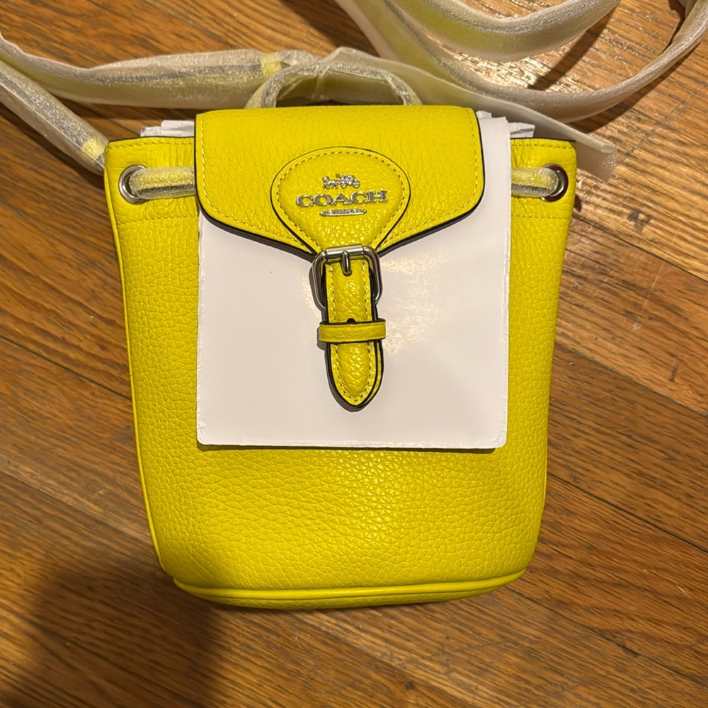 Coach Cross Body Yellow Purse *UN-OPENED